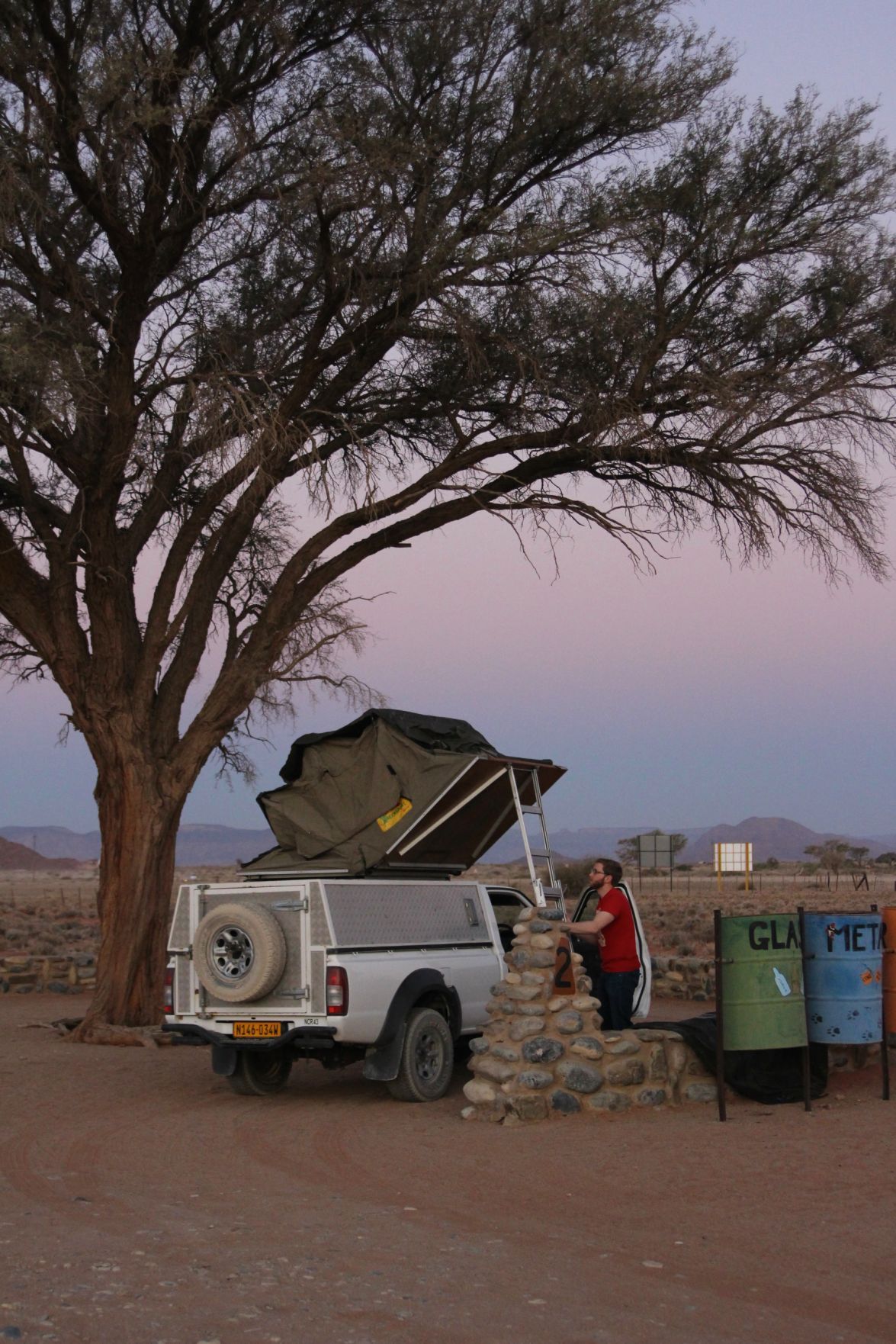 DEAD TREES Car-top camping